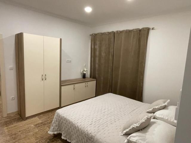 Villa Luce Mit Pool Makarska Exterior photo