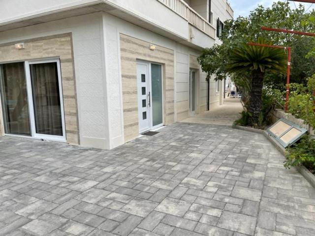 Villa Luce Mit Pool Makarska Exterior photo