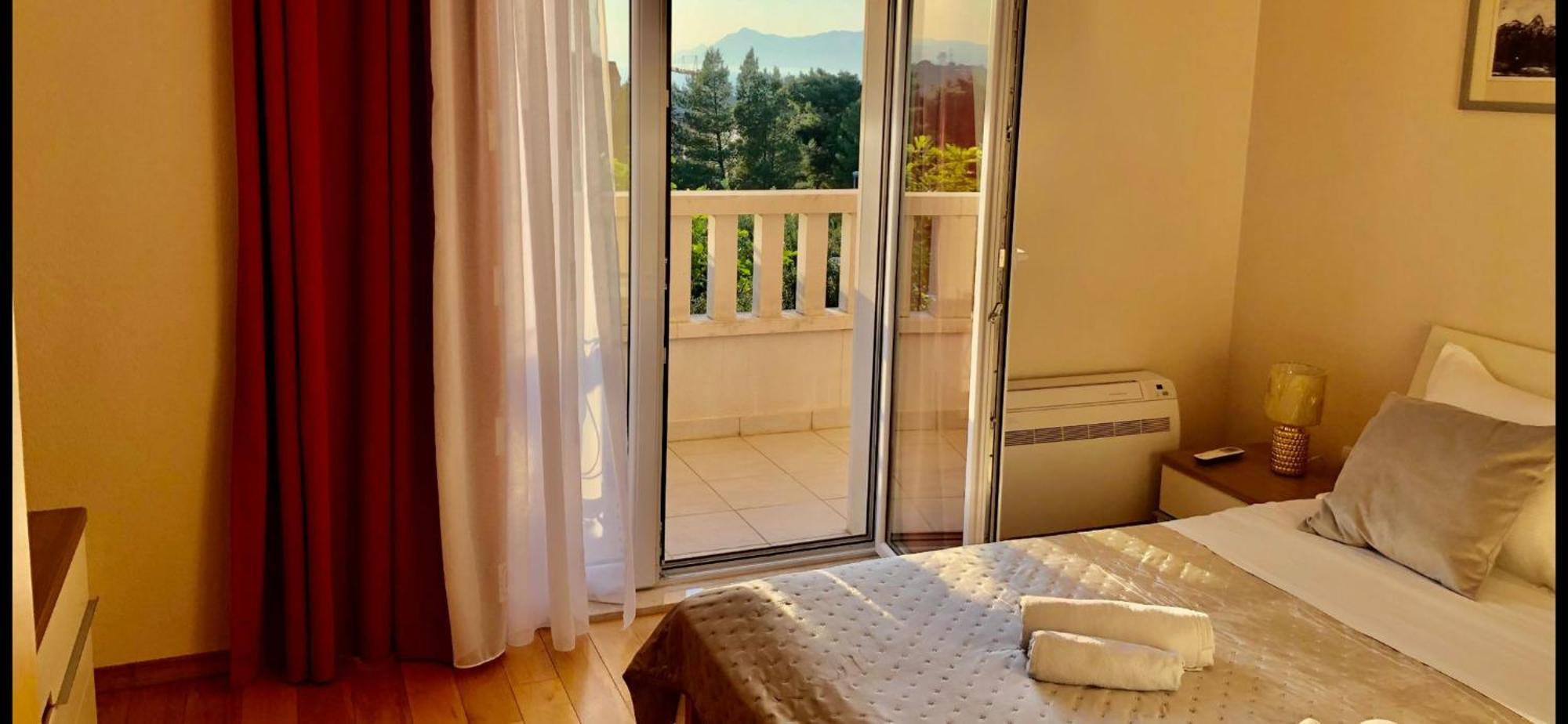 Villa Luce Mit Pool Makarska Exterior photo